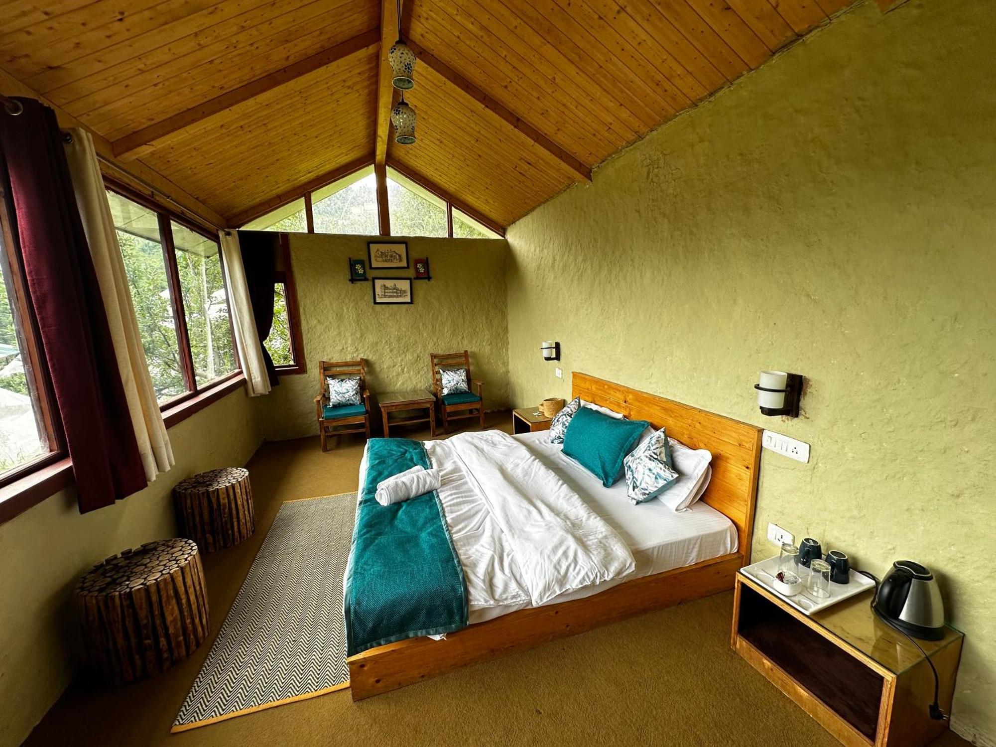 Отель Daak Bangla Retreat Куфри Экстерьер фото