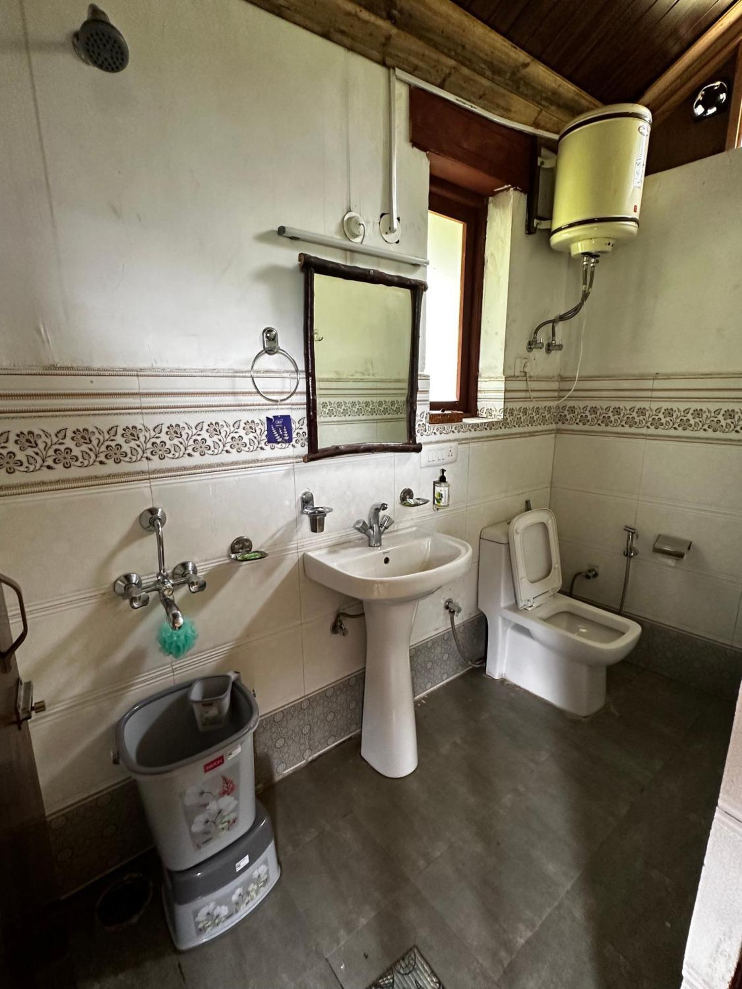 Отель Daak Bangla Retreat Куфри Экстерьер фото